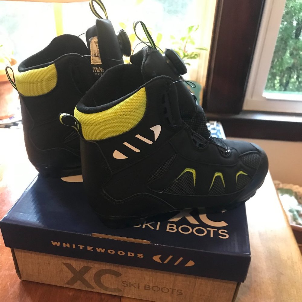 NWT Whitewoods 802 NNN XC Ski Boot, Size 38